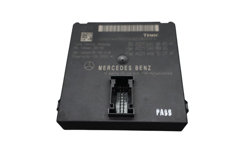 07-14 Mercedes W221 S550 S400 Central Gateway Control Module Unit 2215408362 Oem