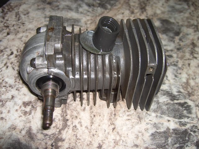 Jonsered 2036 power head chainsawpart onlybin 442