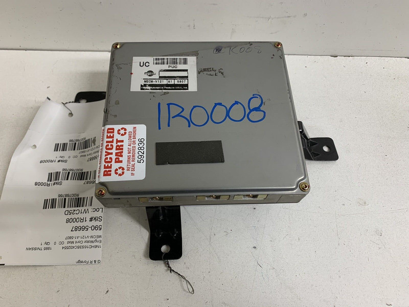 1995 Nissan Pickup D21 Hardbody XE 2x4 3.0 MECM-V121 Engine Computer Ecu Ecm Pcu