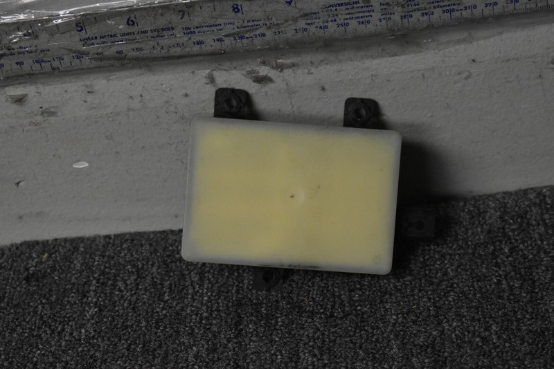 2015-2019 LAND ROVER DISCOVERY REAR BLIND SPOT MODULE FACTORY OEM