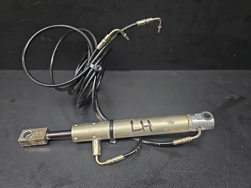 Mercedes R230 SL550 SL55 Convertible Left Side Main Top Drive Lift Cylinder OEM