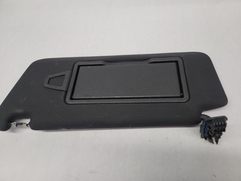 12-'15 MERCEDES C250 left driver Sun visor illuminated Coupe OEM