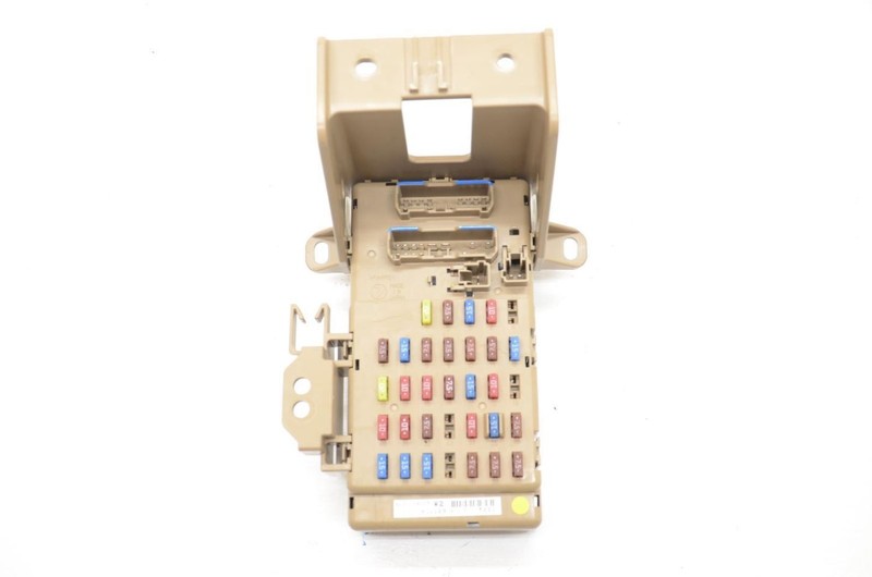 18-21 Subaru WRX Interior Cabin Fuse Box 82201VA070