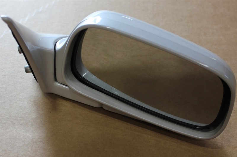 OEM Factory 94-96 Lexus ES300 Toyota Mirror 8791033010A1 RH Passenger-Side NOS
