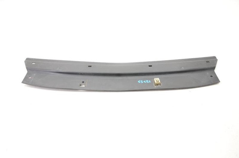2012-2019 BMW 640I Gran Coupe Forward Splash Guard 51758056414