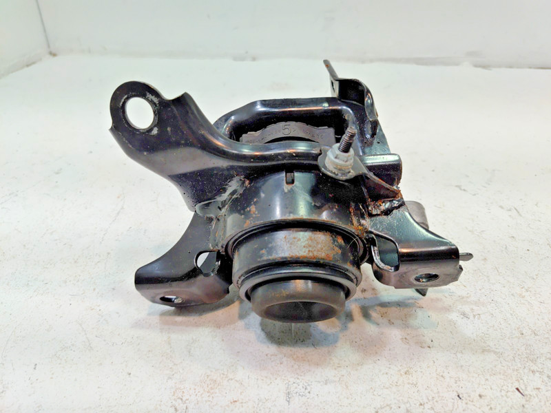 18-2024 Toyota Camry 2.5l Engine Motor Passenger Side Mount Bracket Support OEM