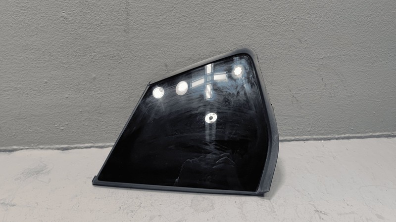 2021-2025 NISSAN ROGUE REAR LEFT DRIVER SIDE FIXED QUARTER GLASS OEM
