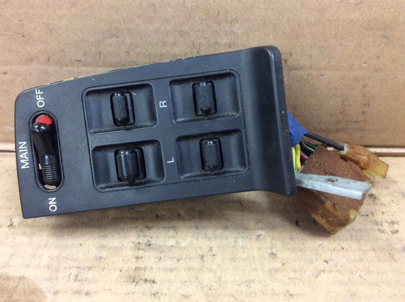 86 87 88 89 Accord 4DR Master Window Switch Used OEM