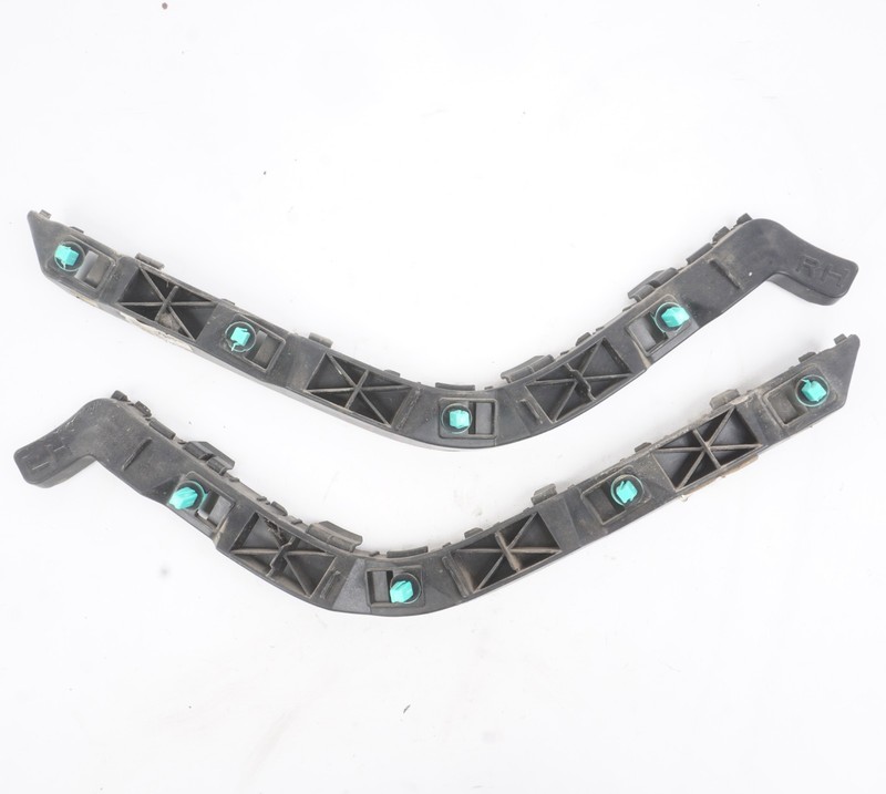 2016-2020 Kia Sorento Rear Bumper Bracket Retainer Left & Right OEM