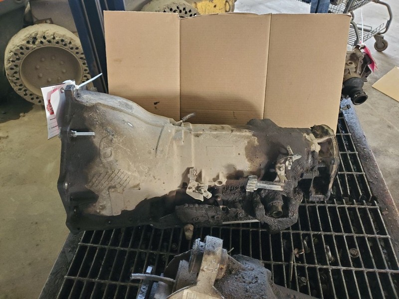 Automatic Transmission Classic Style 6.0L Fits 99-07 SIERRA 2500 PICKUP 300852