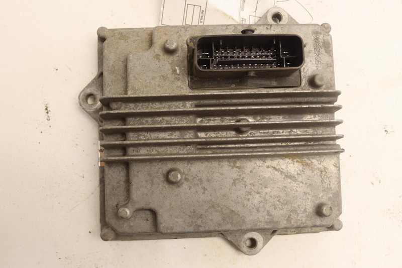 2018-2019 CHEVY SILVERADO 2500 HD 4WD SUSPENSION CONTROL MODULE UNIT OEM