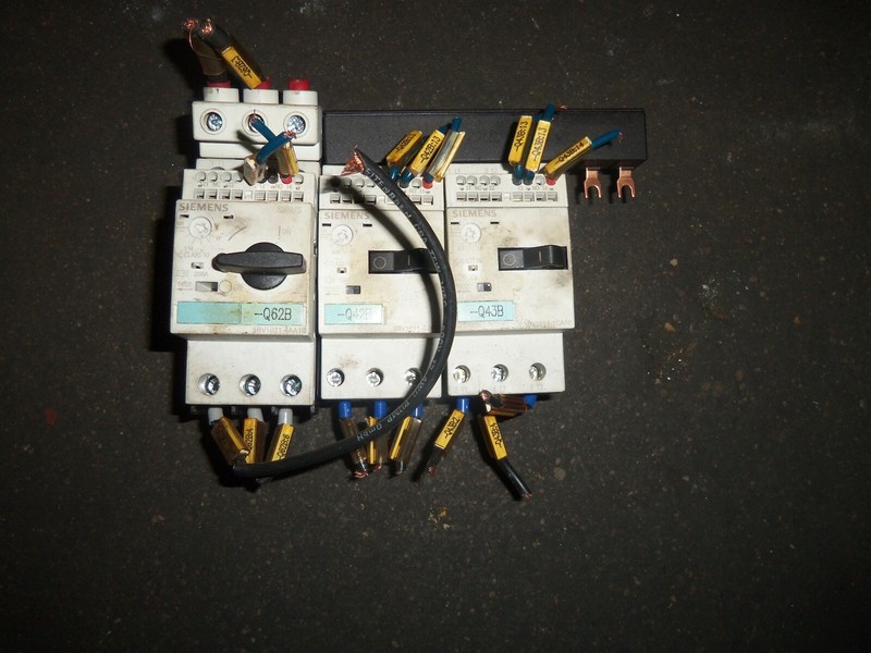 Siemens Circuit Breaker Starter Assembly 3RV1021-4AA10 Q62B *FREE SHIPPING*