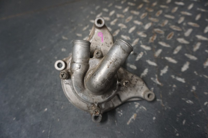1997 Yamaha OEM Water Pump Ass'y Mountain Max 8CR-12421-00-00 8CR-12421-01-00