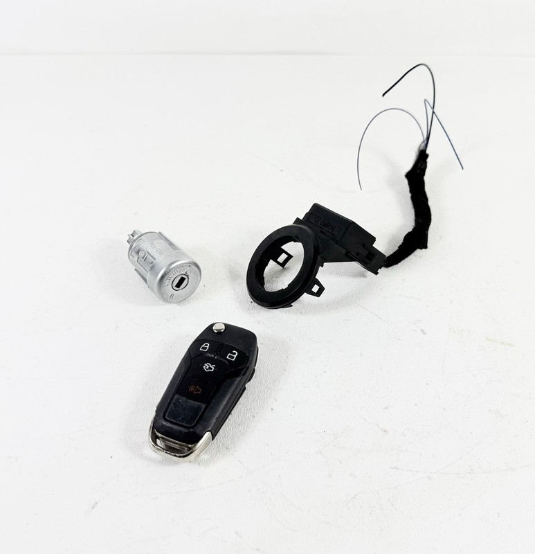 2013-2016 Ford Fusion Ignition Anti Theft PATS Transceiver OEM DS7T-15607-AB