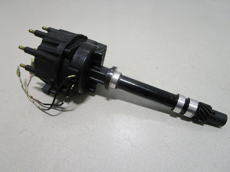 805185A36 Mercruiser Alpha One Stern Drive Chevy 5.0 V8Distributor