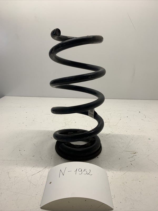 20-22 Tesla Model Y Suspension Strut Shock Absorber Coil Spring Rear RH 1952 S15