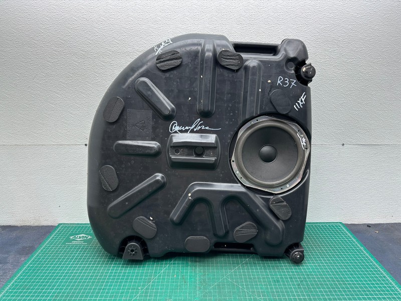 09-11 JAGUAR XF X250 TRUNK SPEAKER SUBWOOFER SUB WOOFER OEM