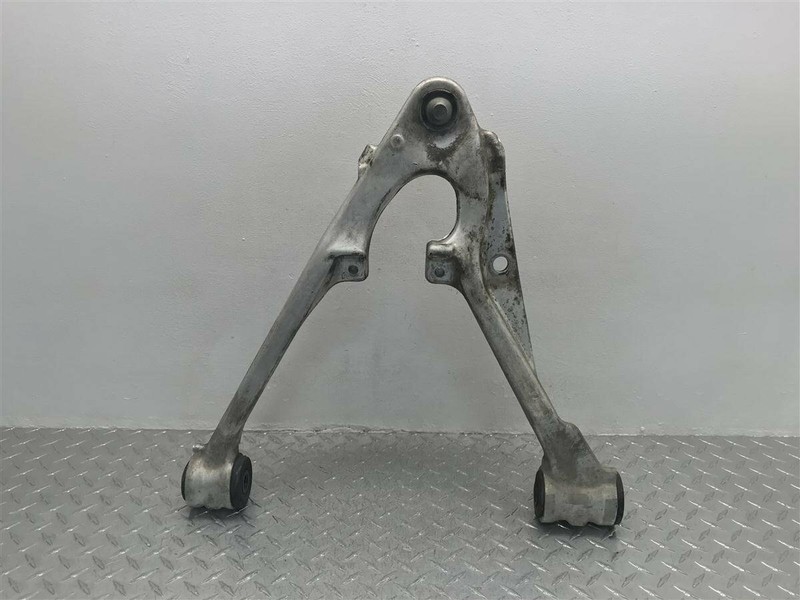 07-13 CHEVROLET TAHOE YUKON AVALANCHE PASSENGER LOWER CONTROL ARM OEM 25997510