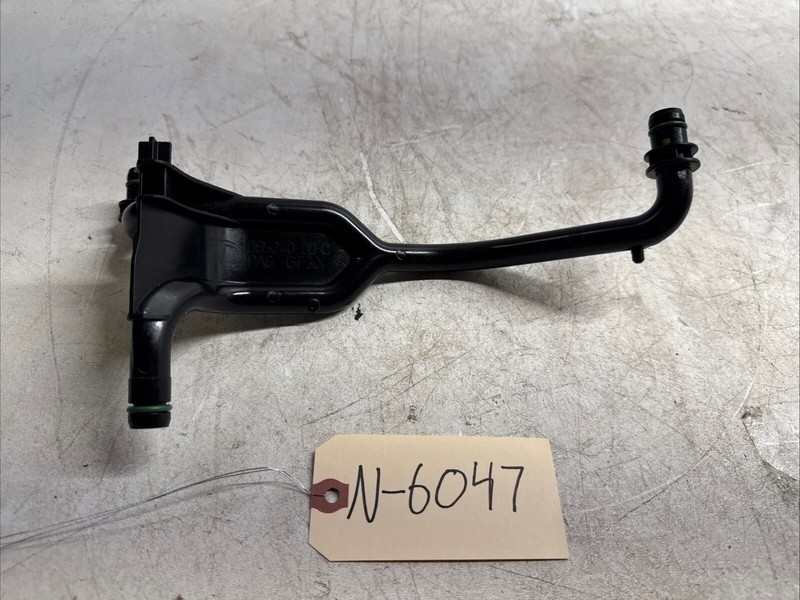 17-23 Tesla Model 3 Gearbox Oil Line 1095240-00-C N-6047