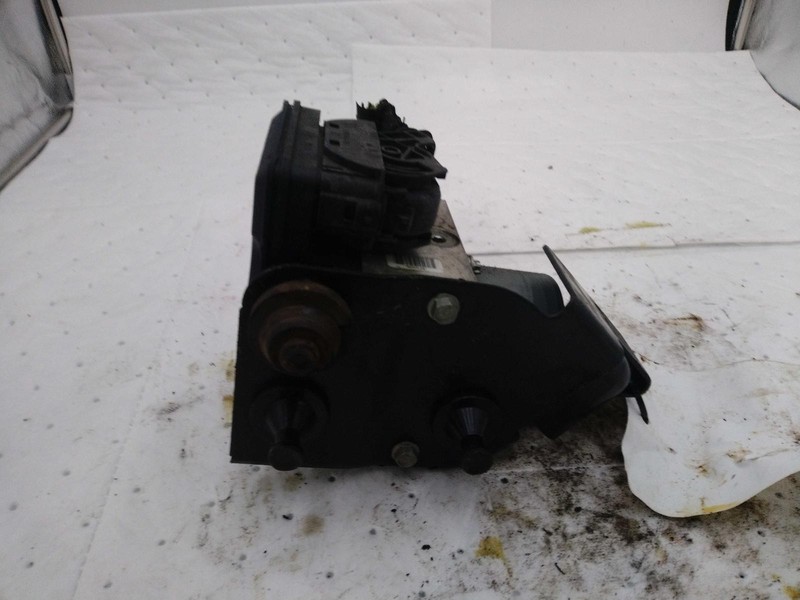 2016 KIA SEDONA ABS Pump & Motor Assembly OEM 58920A9350 102K Miles