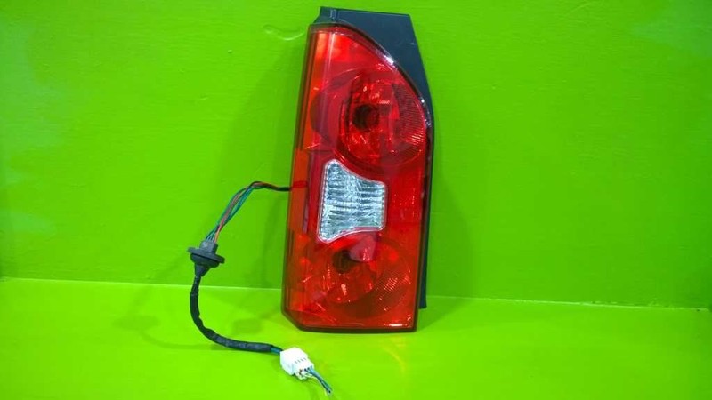 05 06 07 08 09 10 11 12 13 14 15 XTERRA DRIVER LEFT TAILLIGHT LAMP OEM 2717-45