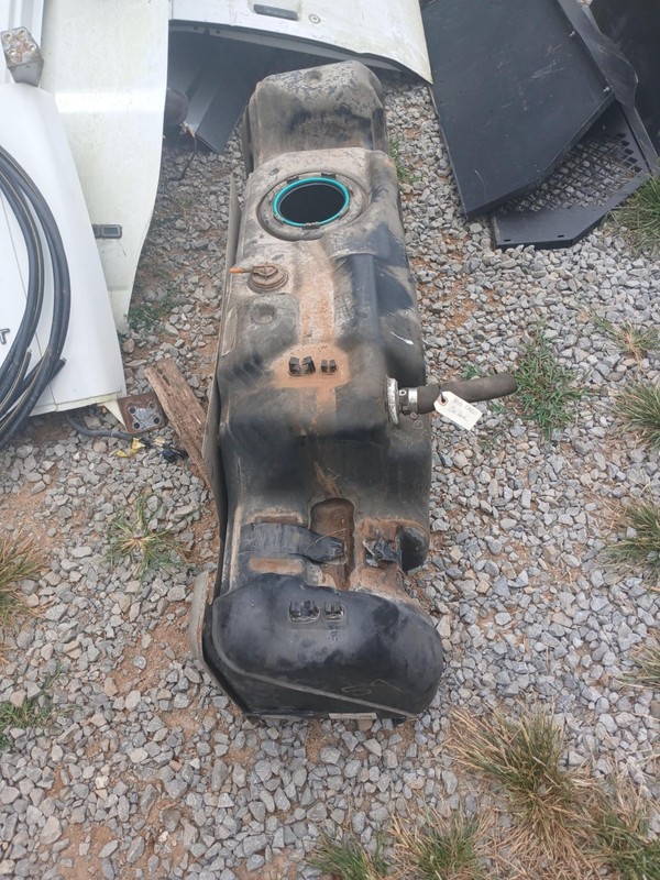 11-15 CHEVY SILVERADO 2500 FUEL GAS TANK GASOLINE8' BOX