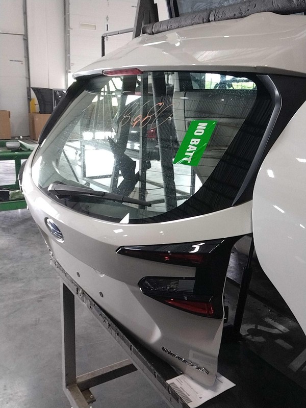 2024 Subaru Impreza White Trunk Lid Decklid OEM Used 16000 Miles
