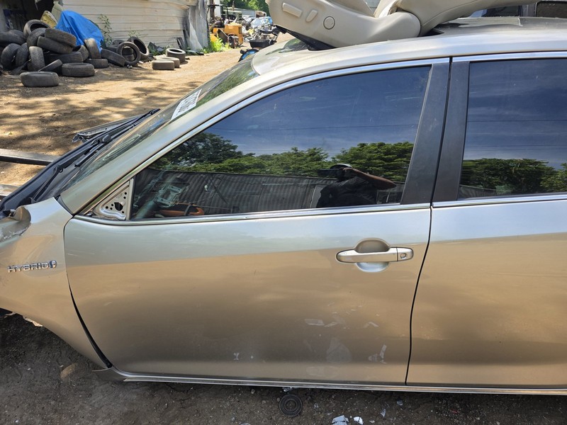 2012-2014 Toyota Camry Door Shell Front Driver Left 5B2 Champagne