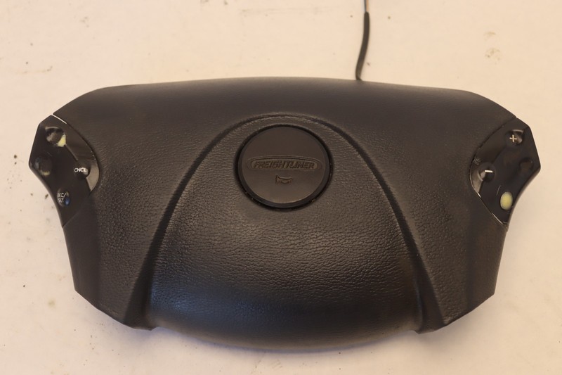 2008-2017 FREIGHTLINER CASCADIA 125 STEERING WHEEL PAD COVER W/ SWITCHES OEM