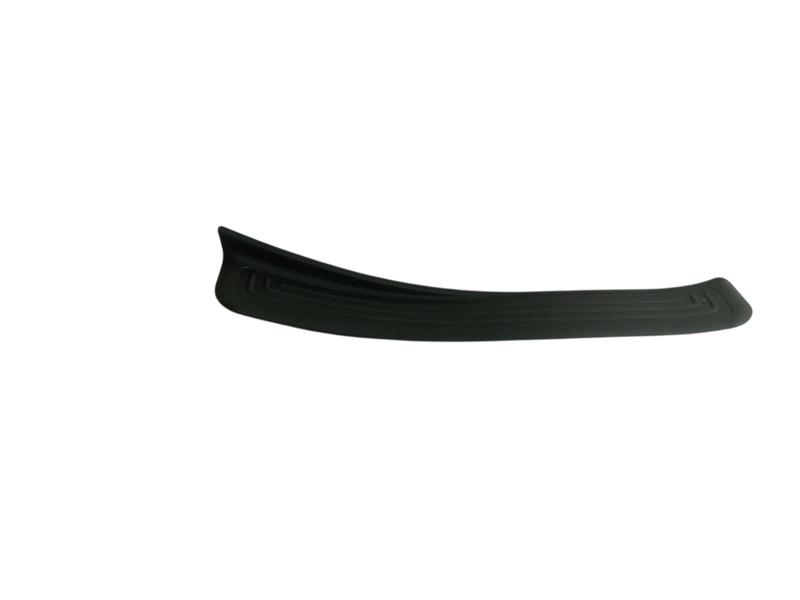 2012-2014 Hyundai Genesis Right Rear Door Step Scuff Trim 85888-3M000 OEM 14302