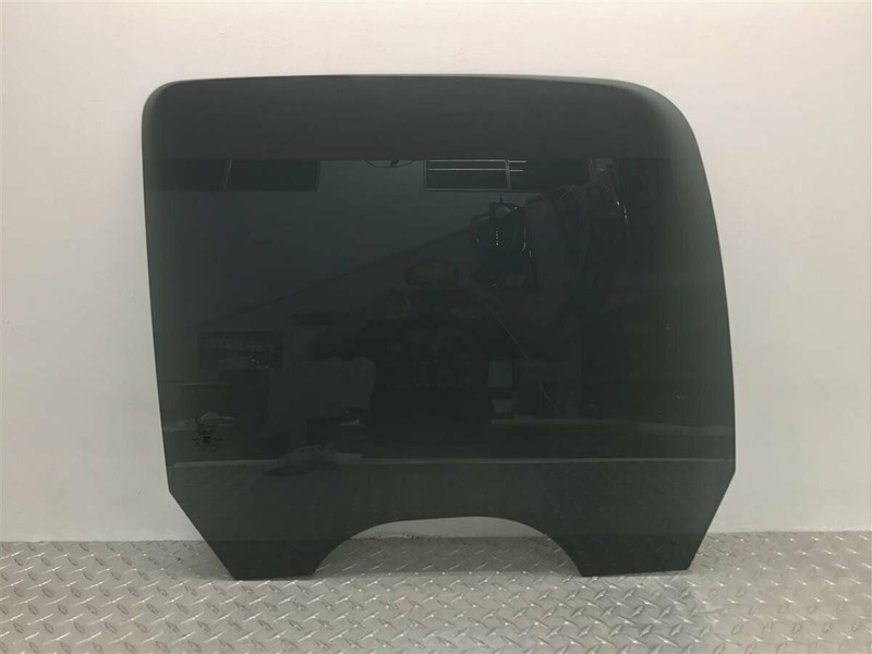 00-06 CHEVY SUBURBAN DRIVER LEFT REAR DOOR GLASS WINDOW PRIVACY OEM 15181067