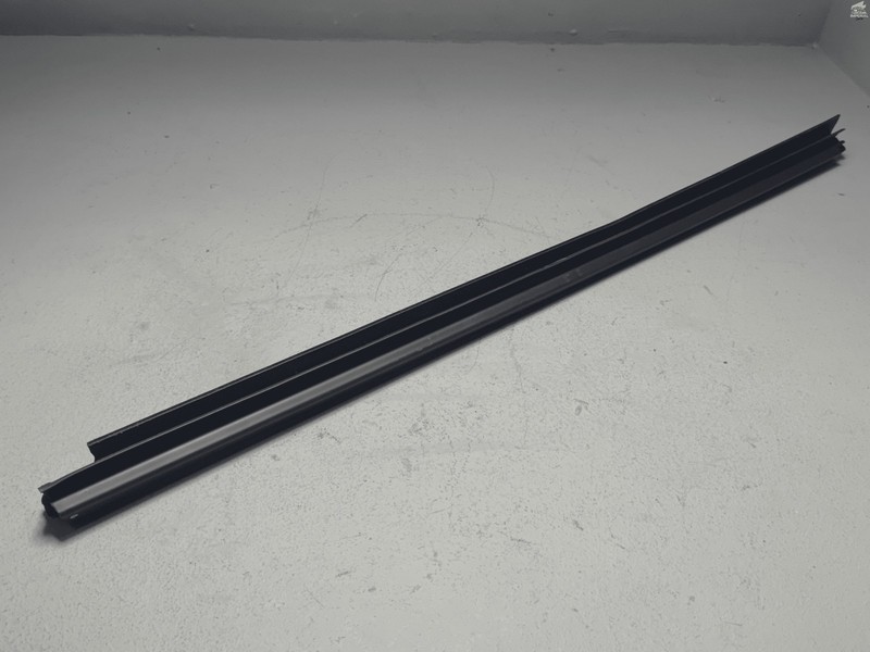 2019-2025 Nissan Altima Rear Driver Door Window Inner Belt Weatherstrip Seal OEM