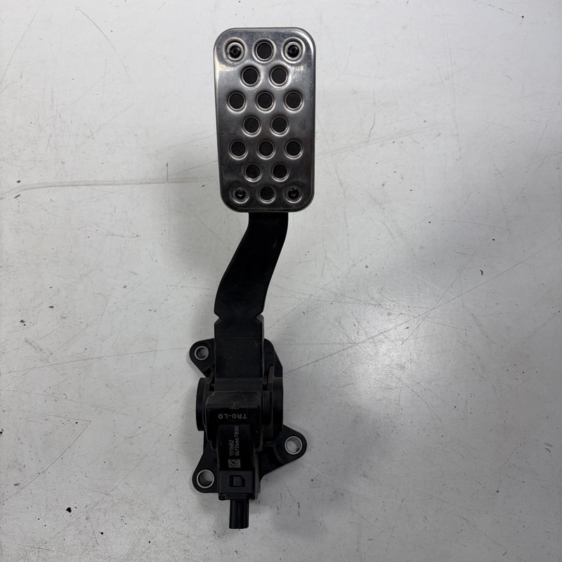 12-15 Honda Civic Si Accelerator Gas Pedal Assembly 17800-TR0-L01 OEM