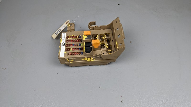 Fuse Relay Junction Box 2020 Subaru Crosstrek 82201-FL940