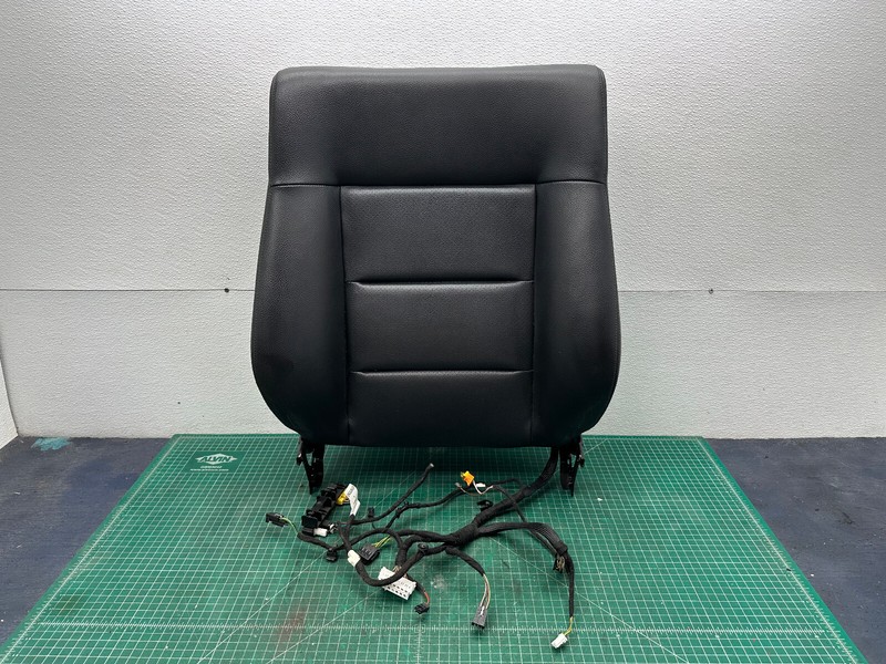 10-16 Mercedes E-class W212 FRONT LEFT TOP UPPER SEAT CUSHION OEM