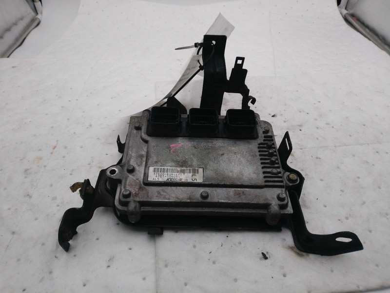 Used Engine Control Module (ECM) fits: 2006 Honda Odyssey Electronic Control Mod