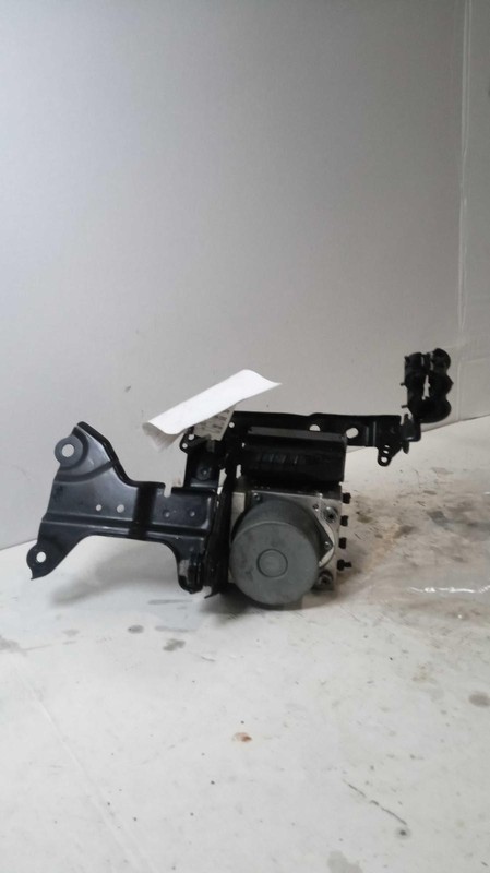 2022 Toyota Highlander ABS Pump & Motor Assembly OEM 138K Mi Red NJ25-18857