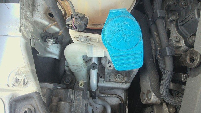 Washer Bottle JETTA 11 12 13 14 15 16 17 18