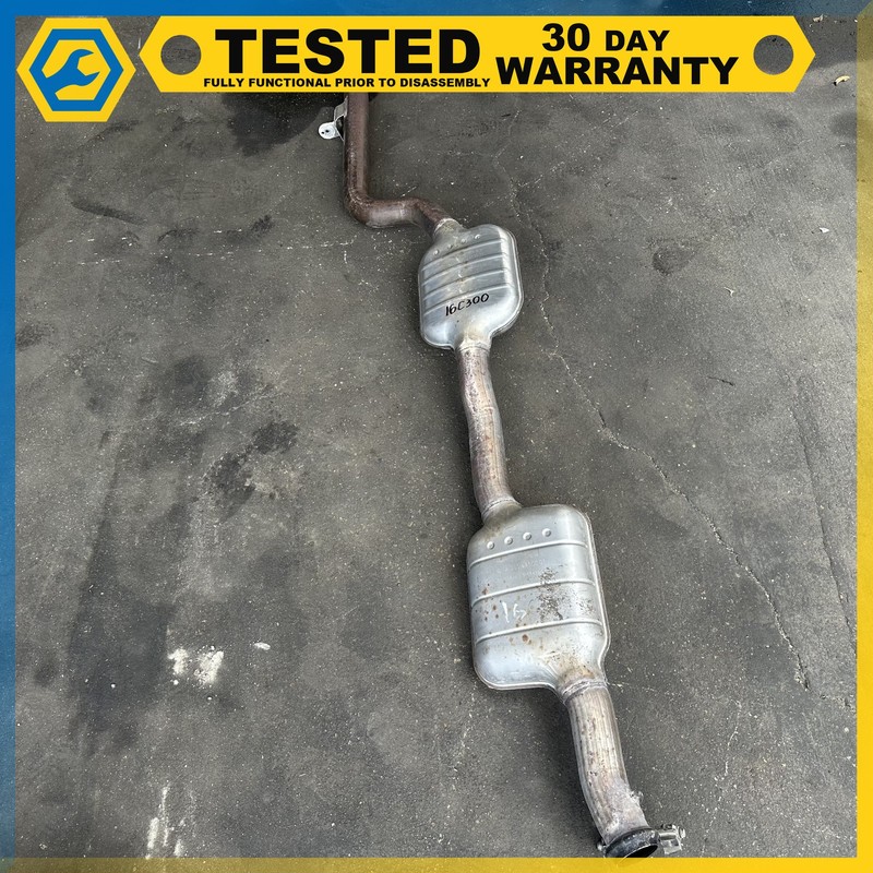 15-18 Mercedes C300 W205 2.0L TURBO EXHAUST INTERMEDIATE MUFFLER & PIPE OEM