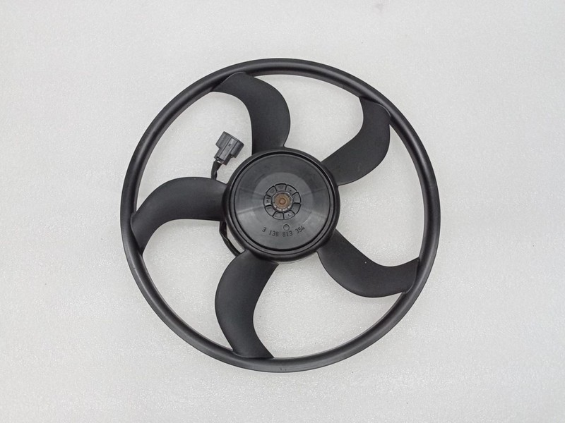 Radiator Fan Motor Fan Assembly Fits 16-22 TRANSIT CONNECT 74224