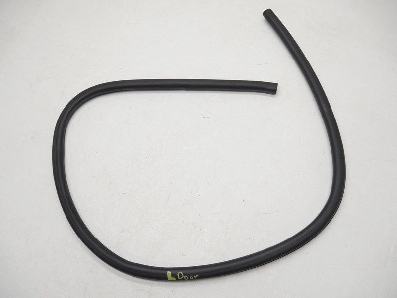 2015-2023 Ford Mustang GT S550 Front Driver Left Side Door Weatherstrip Seal OEM