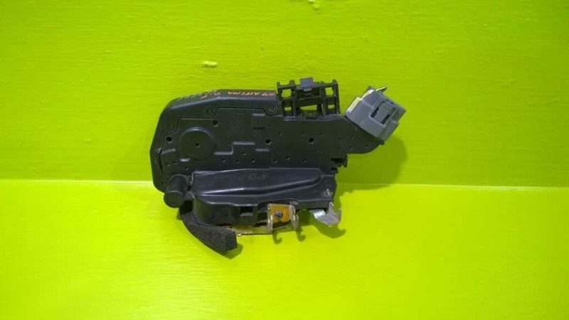 07 08 09 10 ALTIMA PASSENGER RIGHT FRONT DOOR LOCK LATCH ACTUATOR OEM 2929-23
