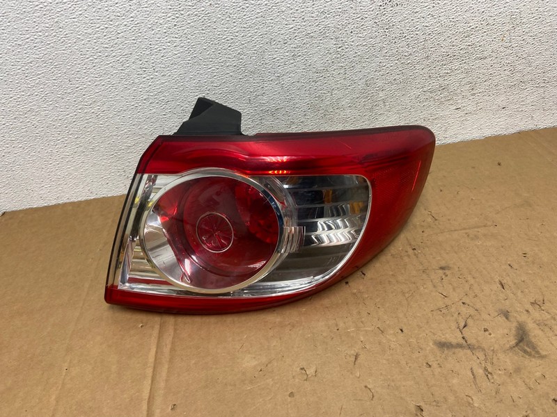 2010 to 2012 Hyundai Santa Fe Right Passenger RH Tail Light DEPO AD2827 LK