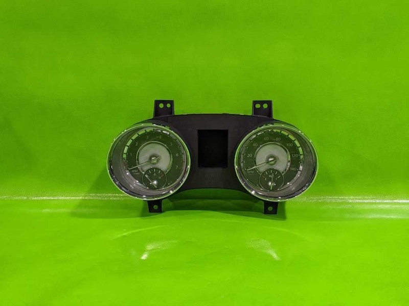 13 CHRYSLER 300 SPEEDOMETER CLUSTER MPH 134K MILES OEM 4083-1