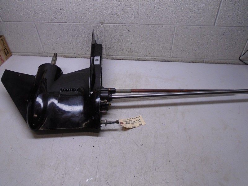 B Mercury Mariner 175hp outboard lower unit Extra Long 1647-9148T82