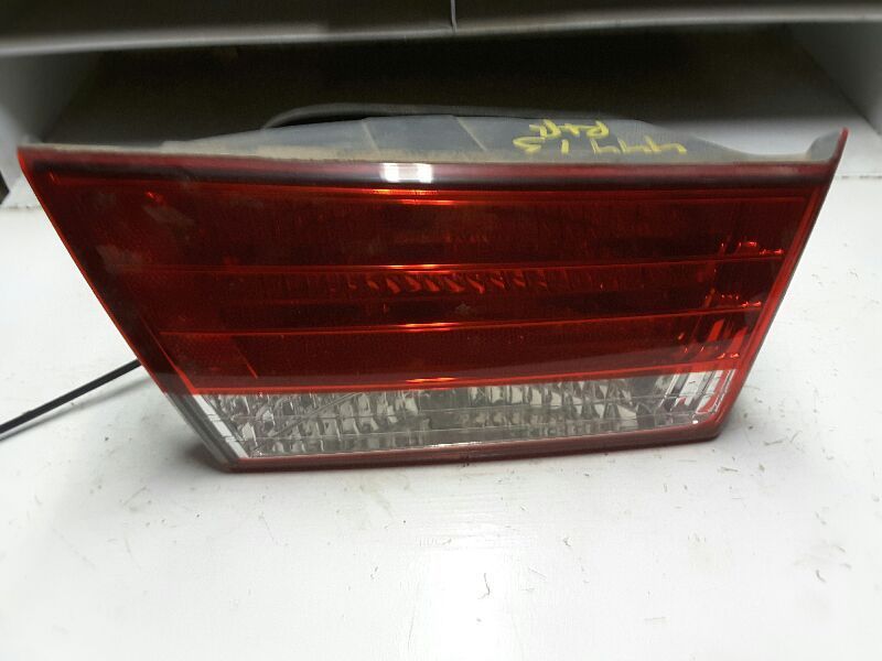 06 07 08 HYUNDAI SONATA L. TAIL LIGHT LID MOUNTED THRU 6/29/07 138536