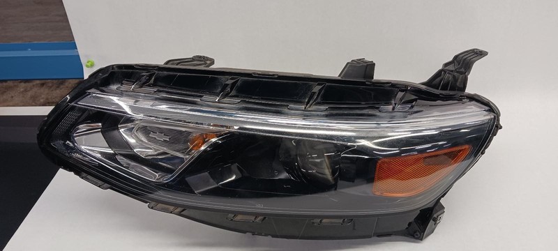 16-'18 CHEVROLET MALIBU New Style Left driver headlight OEM Grade B