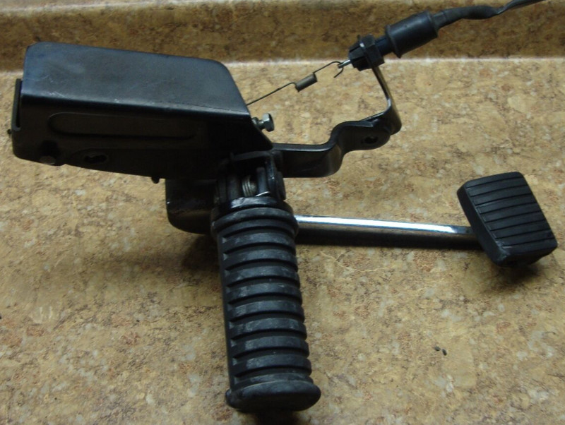 2005 Kawasaki Eliminator BN125 BN 125 A Rear Brake Pedal Lever Linkage Mount M6