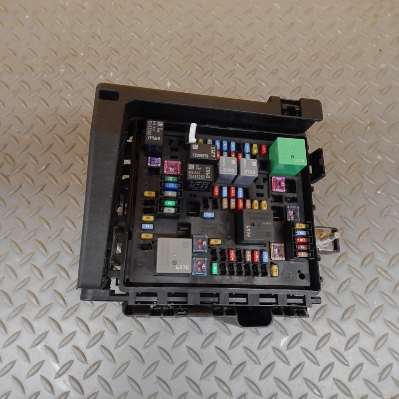 2019-2021 BUICK ENCLAVE ENGINE FUSEBOX FUSE BOX JUNCTION RELAY CONTROL MODULE
