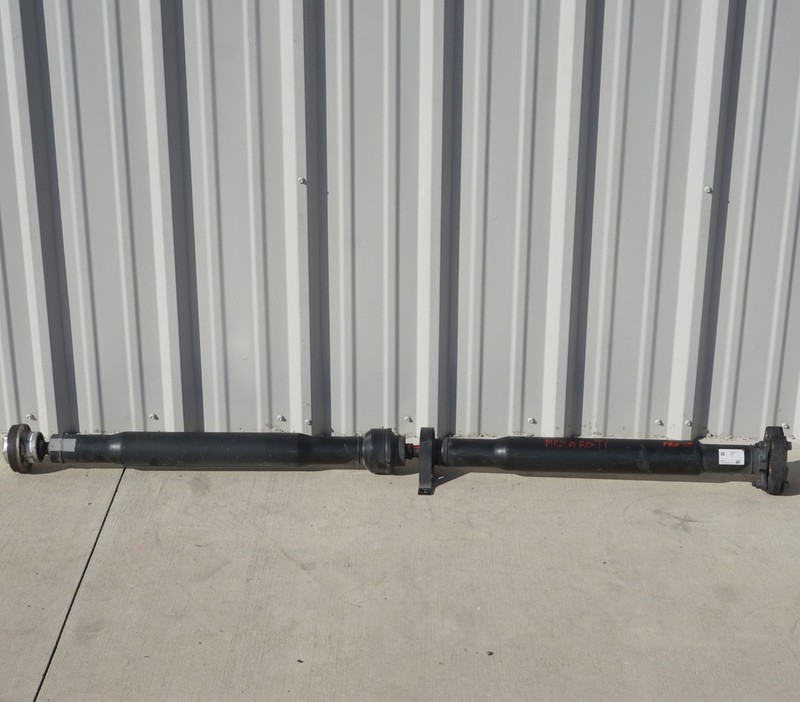 2014 - 2017 Maserati Ghibli 3.0L RWD Rear Drive Shaft Propeller OEM